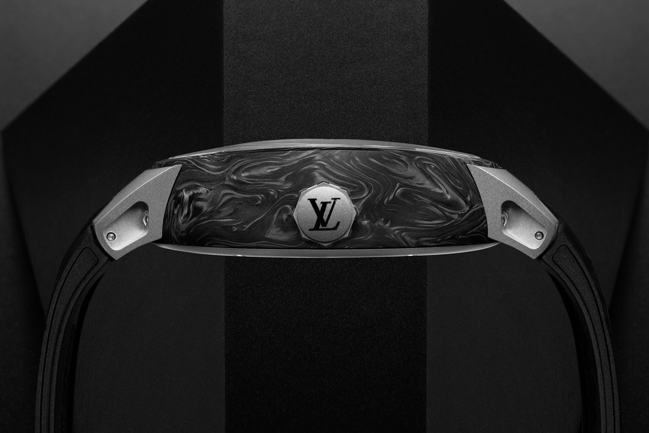 HANDS-ON: The dark traveller, Louis Vuitton's Tambour Curve Flying  Tourbillon Poinçon de Genève