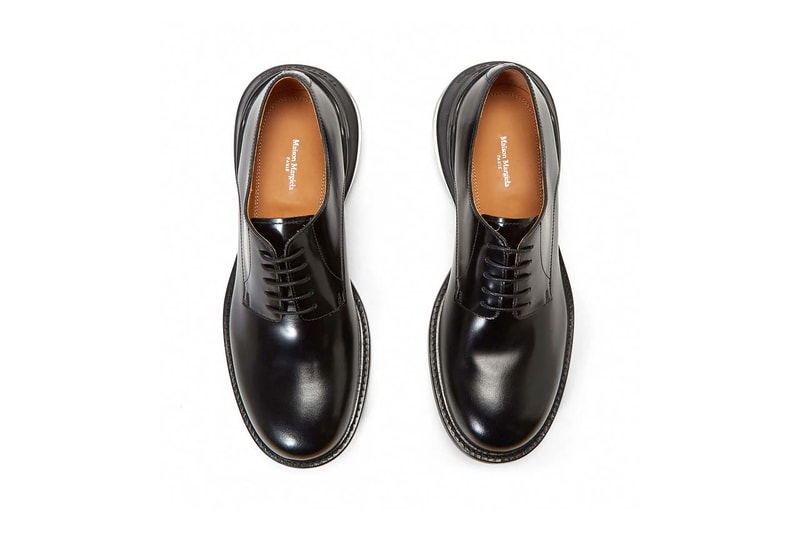 maison margiela airbag heel leather shoes black colorway 
