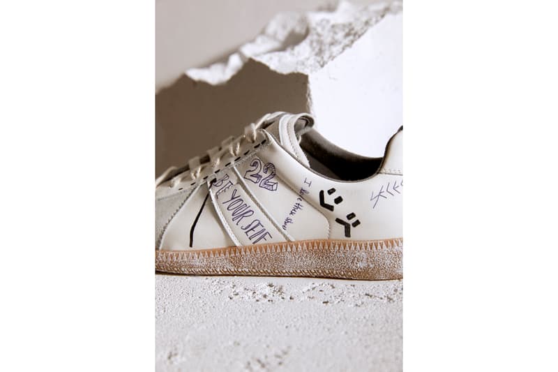 Mytheresa x Maison Margiela "Vintage Graffiti" Men's Replica Sneakers White Gray Drawings French Phrases