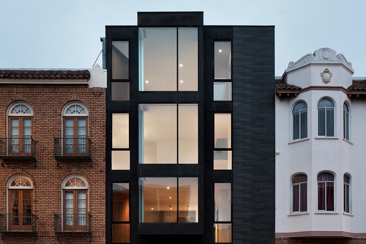 Michael Hennessey Maximizes Natural Light in New San Francisco Townhouse