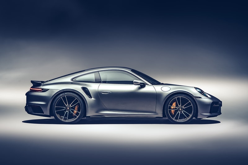 2021 Porsche 911 Turbo S & Turbo S Cabriolet Unveiled First Look German Automotive Engineering Supercar 3.8-liter flat-six engine turbocharged four wheel drive 4wd 640 bhp 590 pound-feet of torque 0-60mph 2.6 seconds convertible drop top sportscar 