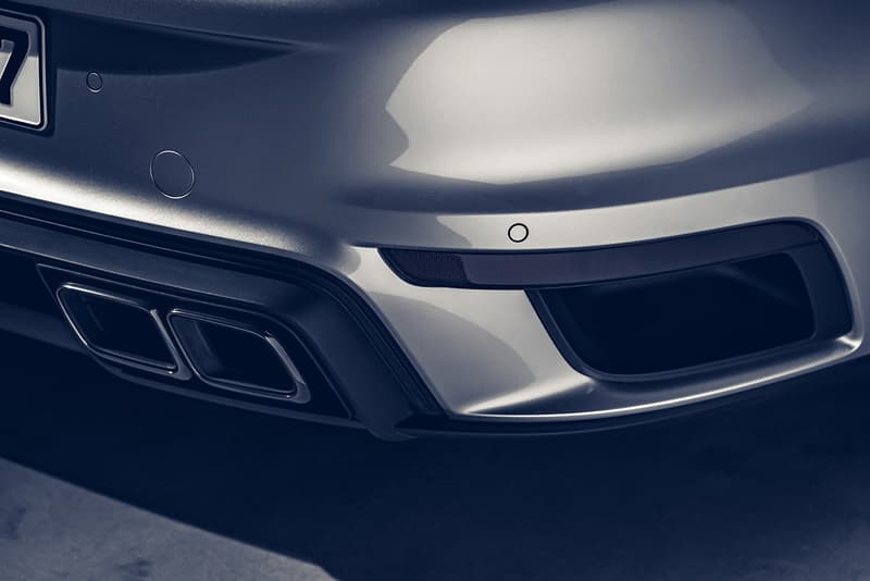 2021 Porsche 911 Turbo S & Turbo S Cabriolet Unveiled First Look German Automotive Engineering Supercar 3.8-liter flat-six engine turbocharged four wheel drive 4wd 640 bhp 590 pound-feet of torque 0-60mph 2.6 seconds convertible drop top sportscar