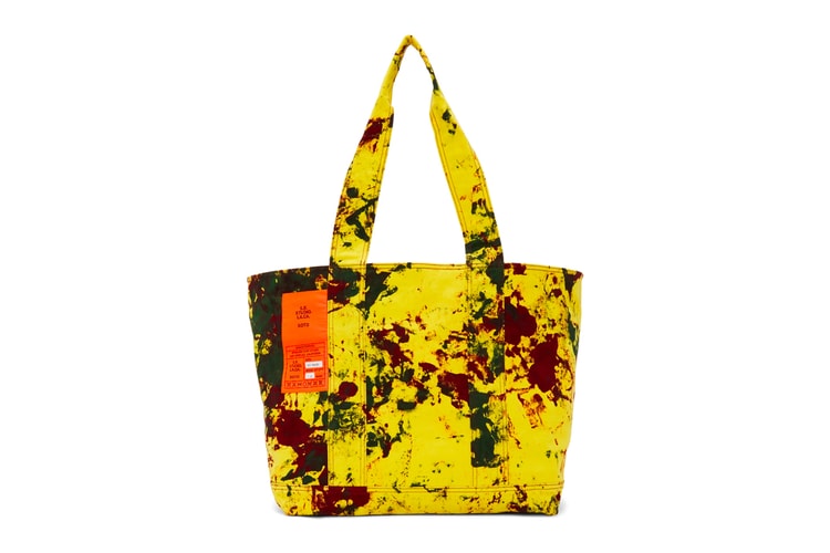 S.R. STUDIO. LA. CA. Applies Paint Splatter to Its SOTO Hand-Dyed Laundry Tote