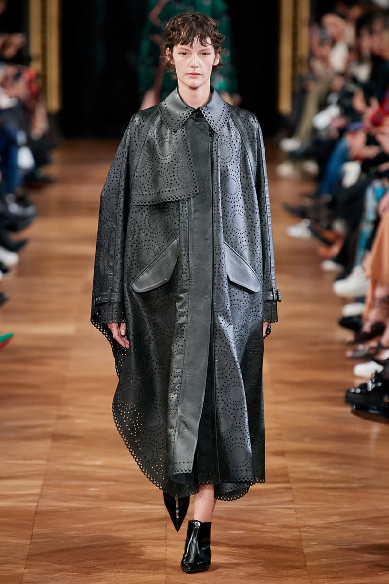 stella mccartney fall winter 2020 fw20 collection runway show paris fashion week vegan fur free leather free