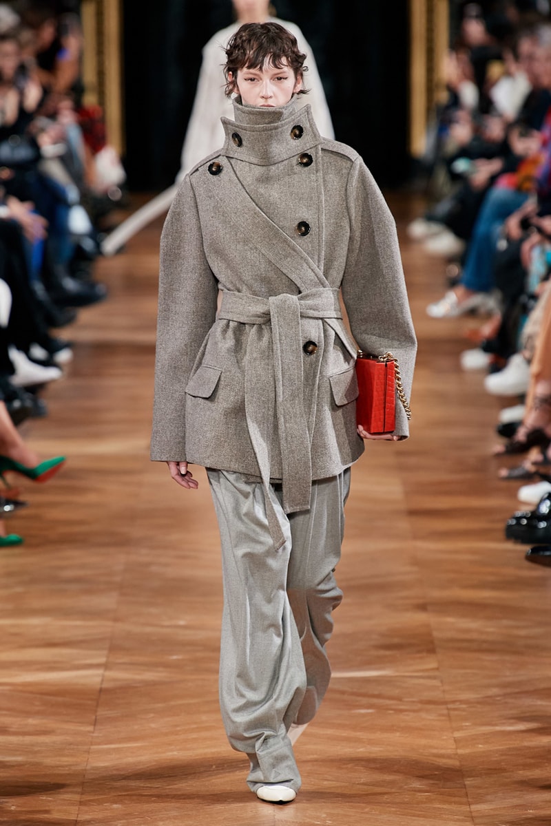 stella mccartney fall winter 2020 fw20 collection runway show paris fashion week vegan fur free leather free 