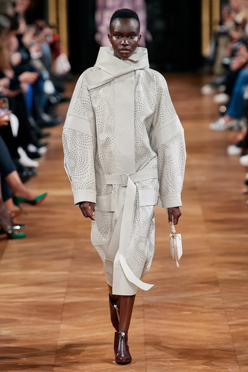 stella mccartney fall winter 2020 fw20 collection runway show paris fashion week vegan fur free leather free