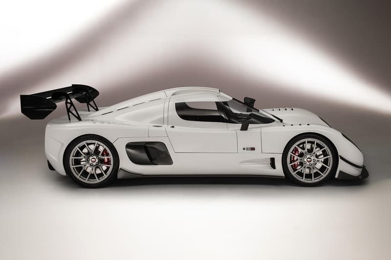2020 Ultima RS Supercar Info British supercar racing Chevrolet crate engine LT5 horsepower speed carbon fiber