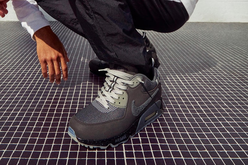 UNDEFEATED Nike Air Max 90 Collaboration Release Info Black Blue Buy Price Hoodie
