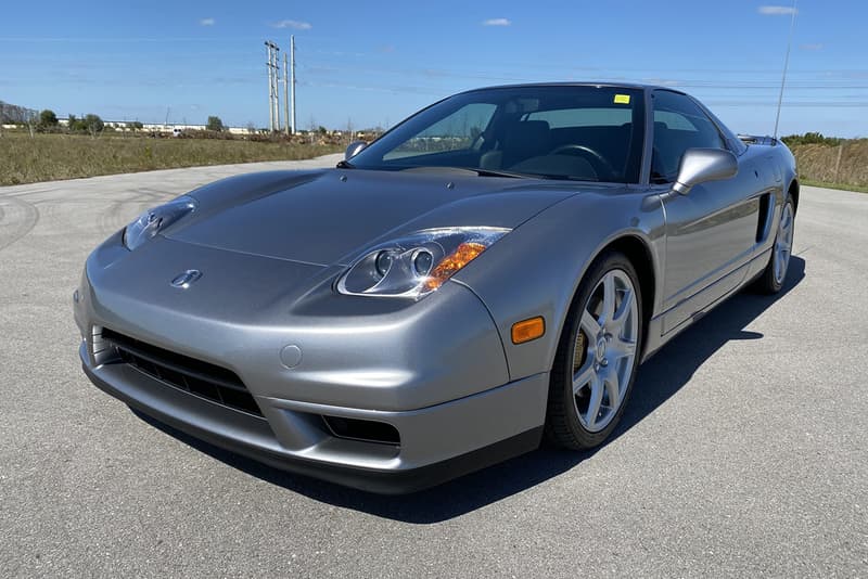 Acura NSX-T 6-Speed 2004 Auction $133,000 Sale price purchase bring a trailer silverstone metallic original