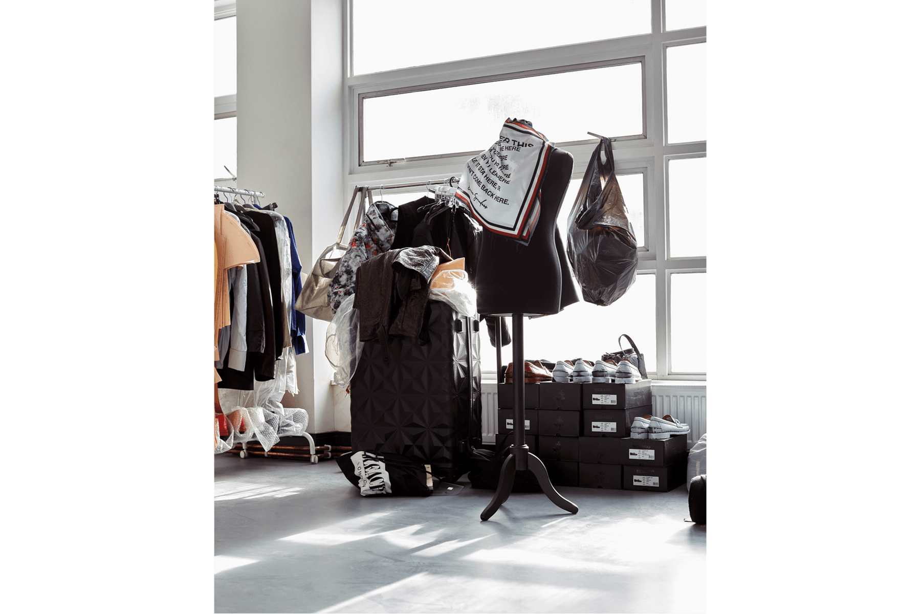 비앙카 손더스 인터뷰 – 부드러움 속의 힘, 남성복, 남성성, 여성성, 젠더, 하입비스트 인터뷰, VHS 비디오, 댄스홀