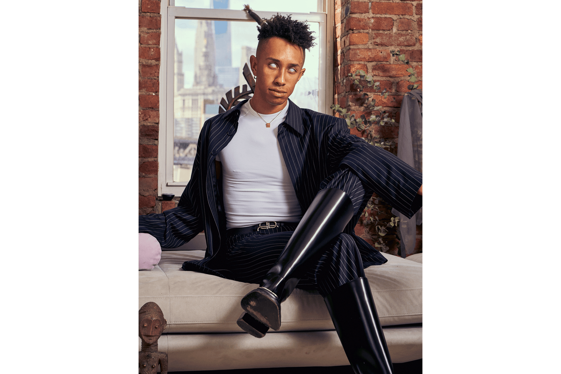 Miles Greenberg Performance Art Marina Abramovic Perrotin Gallery Palais de Tokyo