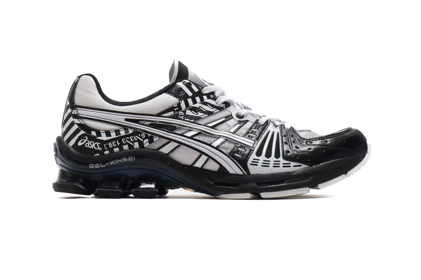 asics black and white trainers