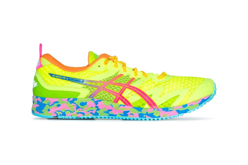 neon yellow asics running shoes