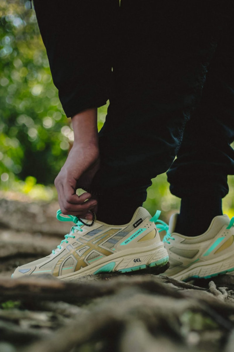 atmos ASICS GEL Venture 6 GTX Sand Evening Sand white electric blue menswear streetwear shoes footwear sneakers trainers runners retro spring summer 2020 collection gore tex weatherized bags pouches totes waterproof 