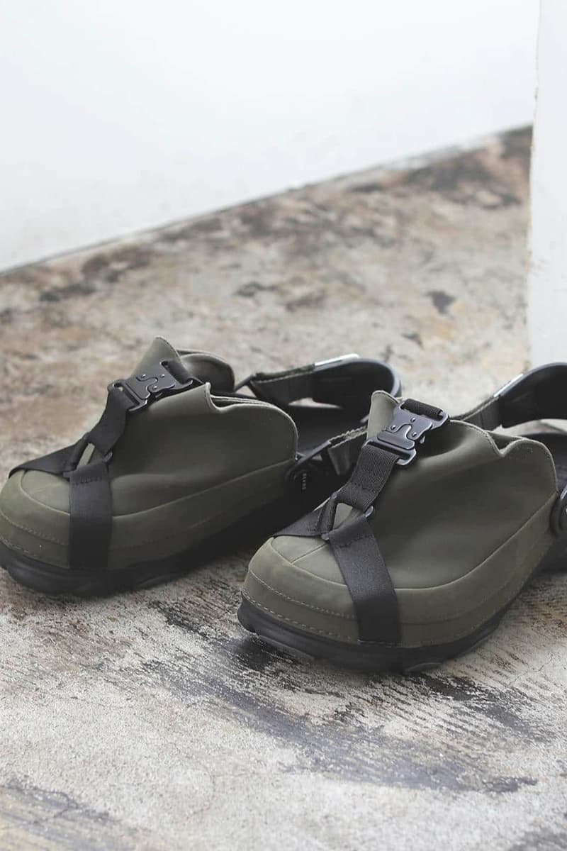 BEAMS x Crocs Fishing Vest, COBRA Buckle Shoe Collab ss20 spring summer 2020 japan slides sandals slip on black olive green army release date info buy april 11rollercoaster -33-0725-332 11-33-0724-332 beige gray black olive