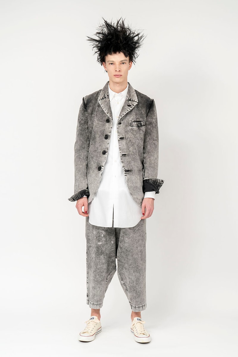 BLACK COMME des GARÇONS Dover Street Market Launch Online Nike Collaboration Blazer High Low Footscape Waffle Racer Mens Womens Ready to Wear Collection Rei Kawakubo