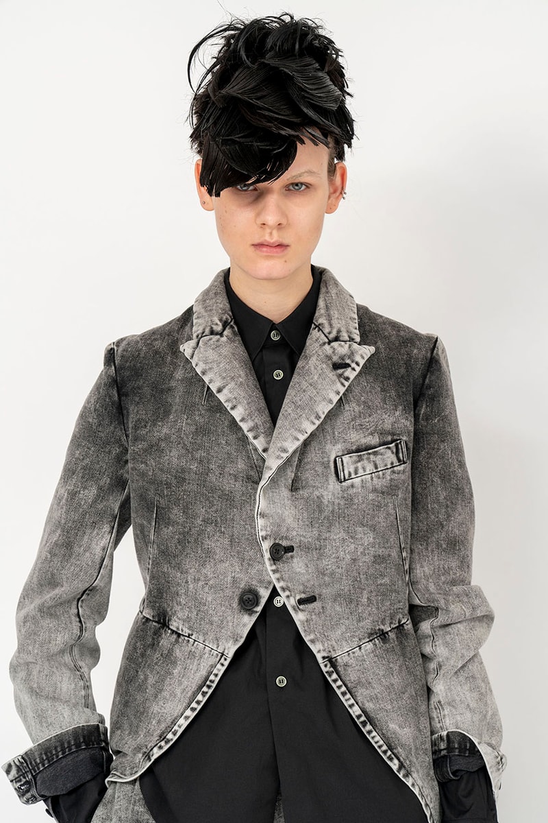 BLACK COMME des GARÇONS Dover Street Market Launch Online Nike Collaboration Blazer High Low Footscape Waffle Racer Mens Womens Ready to Wear Collection Rei Kawakubo