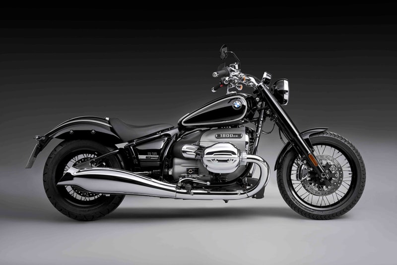 bmw motorrad german germany motorcycles r18 cruiser most powerful highest displacement boxer engine 1802 cc motorbike bike