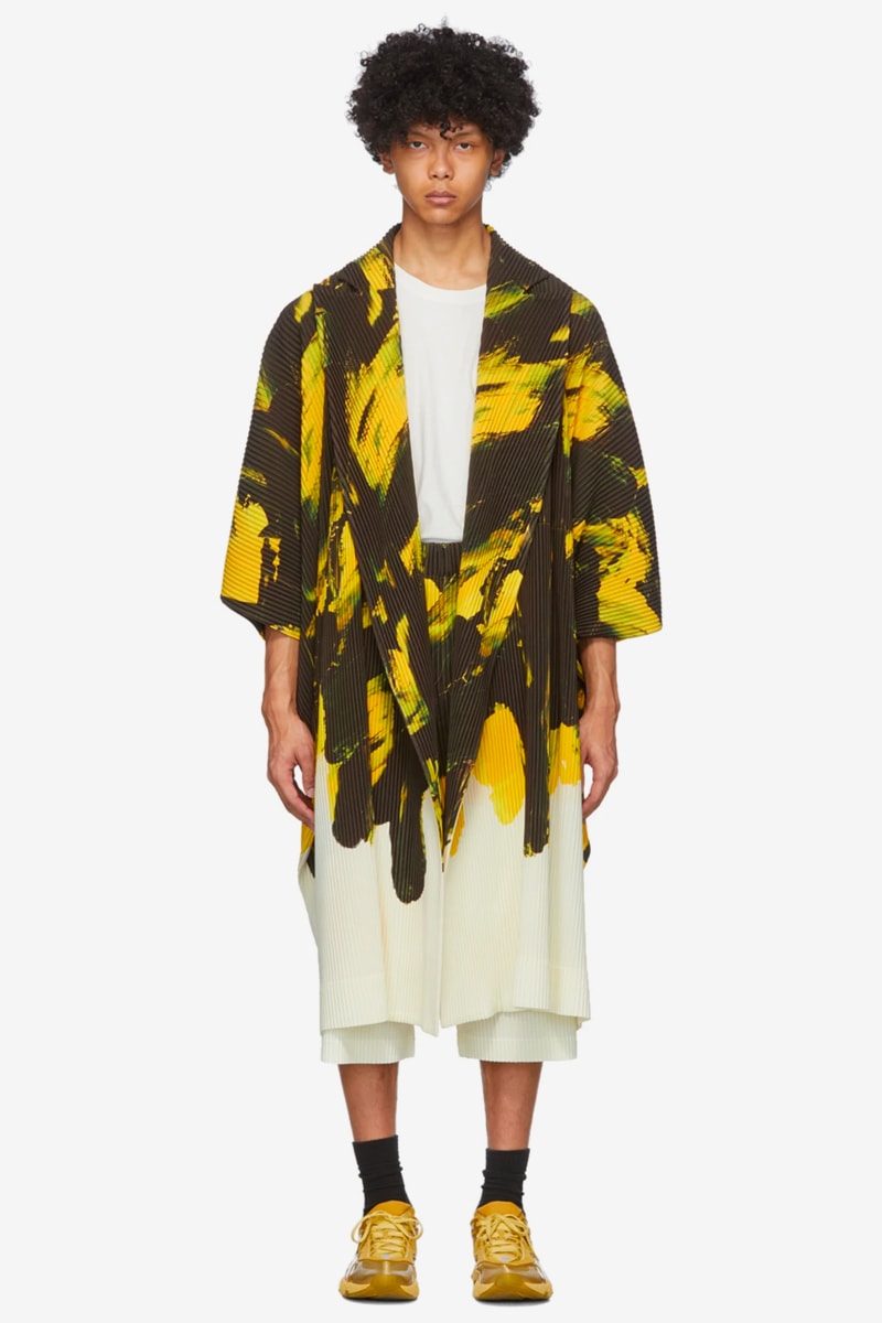 Homme Plisse Issey Miyake Action Painting Coat black green yellow black blue menswear streetwear spring summer 2020 collection japanese designer jacket pleated trench outerwear