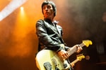 Johnny Marr Offers Virtual Guitar Lesson
