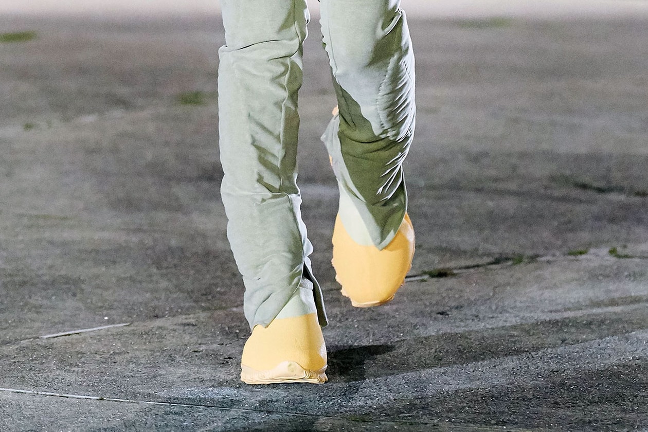 Kanye West Wears YEEZY Season 8 Yellow Boots unreleased new angle footwear sneaker womens on feet outfit martine rose first closer look adidas