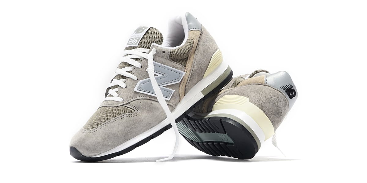 new balance 996 grey and white trainers