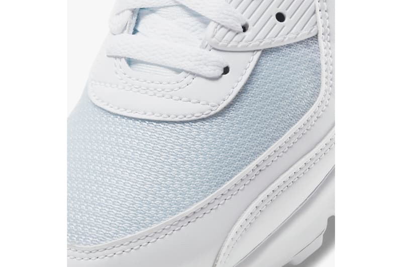 Nike Air Max 90 Flyease Triple White release