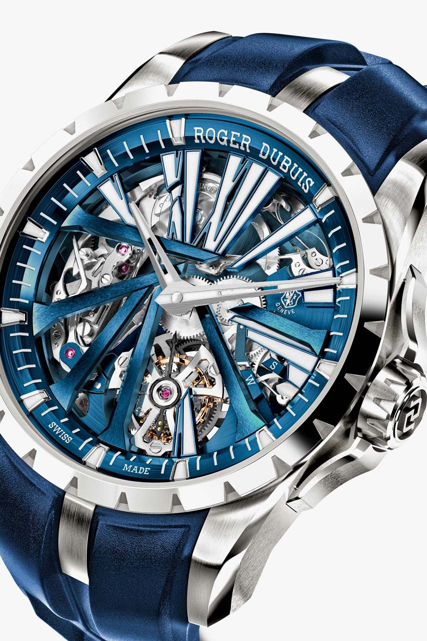 roger dubuis excalibur diabolus machina blue watch release timepiece minute repeater flying tourbillon 571000 dollars usd exclusive one of one sapphire crystal