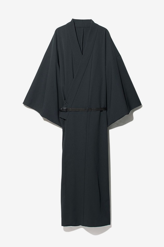 Snow Peak OUTDOOR KIMONO menswear streetwear spring summer 2020 collection heritage japanese traditional quick dry water resistant dwr lightweight dot airtoray fabric japan nature capsule