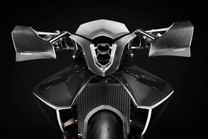 Vyrus Alyen 988 Ducati-Powered Superbike Motorbike Release Launch First Look Automotive News Italy naked carbon fiber panels Brembo 1,285 cc