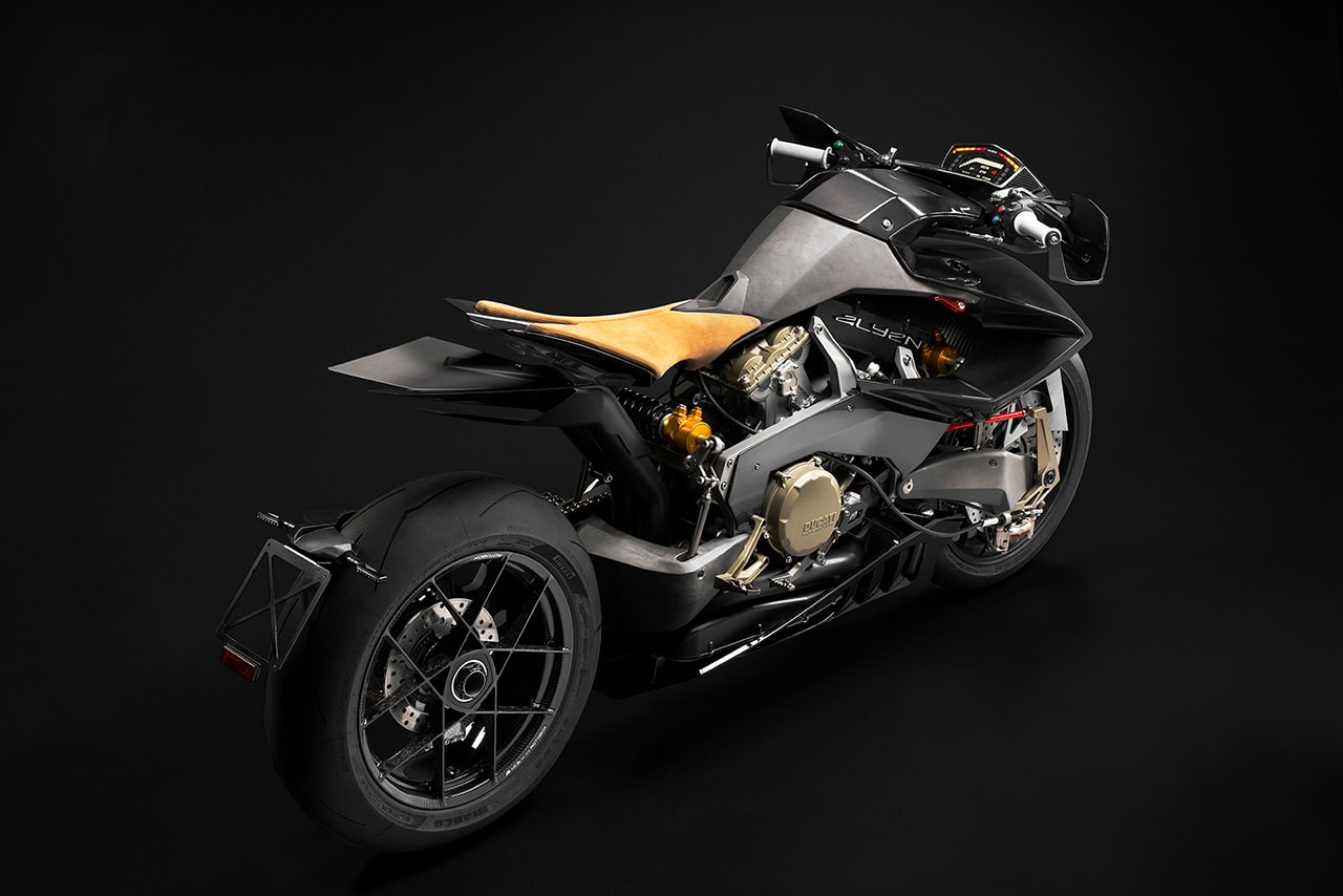 Vyrus Alyen 988 Ducati-Powered Superbike Motorbike Release Launch First Look Automotive News Italy naked carbon fiber panels Brembo 1,285 cc