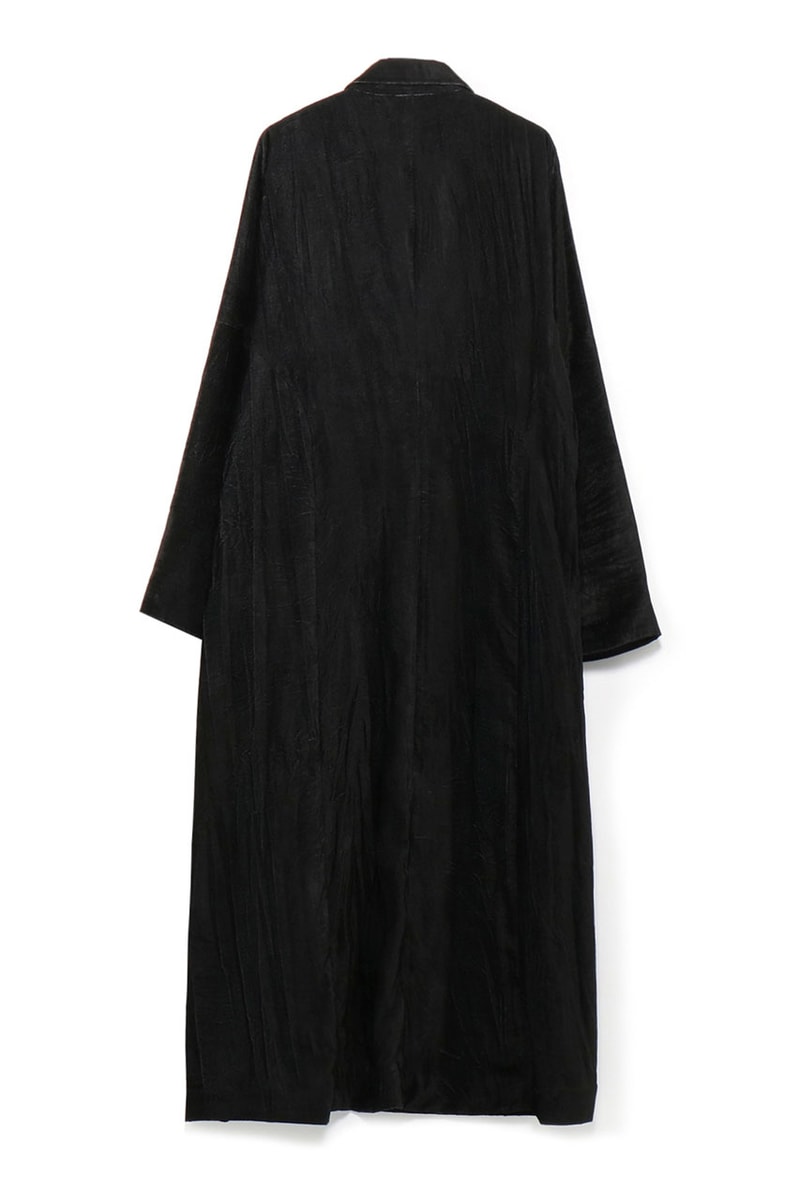Yohji Yamamoto Spring/Summer 2020 Knight Coats Long Black Velvet Armor Swords Horses Red Yellow Blue Slit 