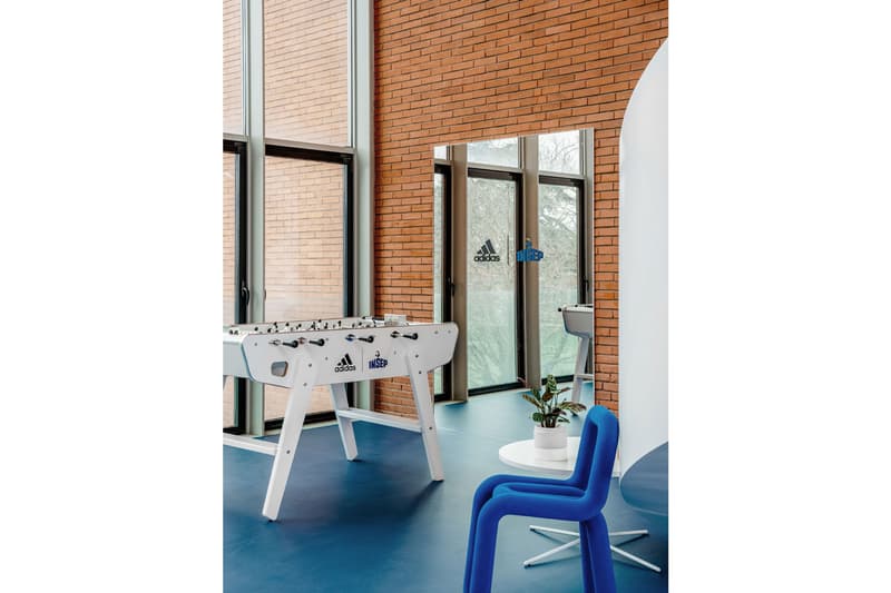 adidas INSEP Space Ubalt Architectes Design National Institute of Sport Expertise, and Performance Architecture Blue White Tiles Athletes Living House paris france training facity gym