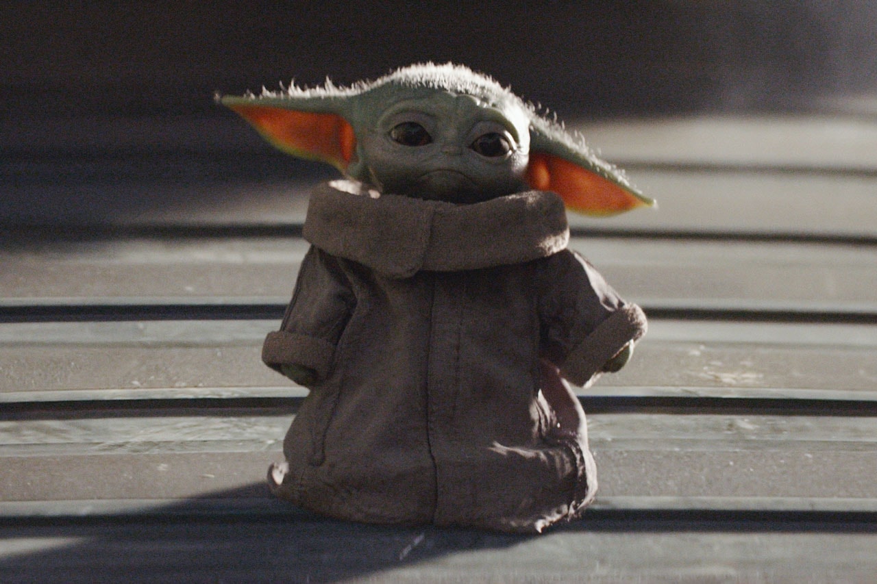 'The Mandalorian' Season 2 Baby Yoda First Look robert rodriguez director series disney+ star wars child