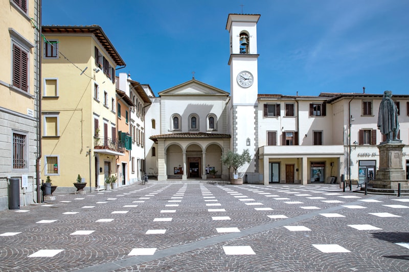caret studio social distancing installation stodistante public spaces italy florence
