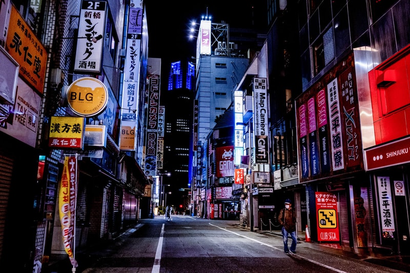 Visitors to Japan Dropped 99.9% Last Month Tokyo Shinjuku No Lights