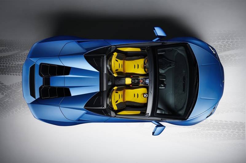 Lamborghini Huracán EVO RWD Spyder 2020 supercar roadster Italian engineering rear wheel drive naturally aspirated v10 610 horsepower