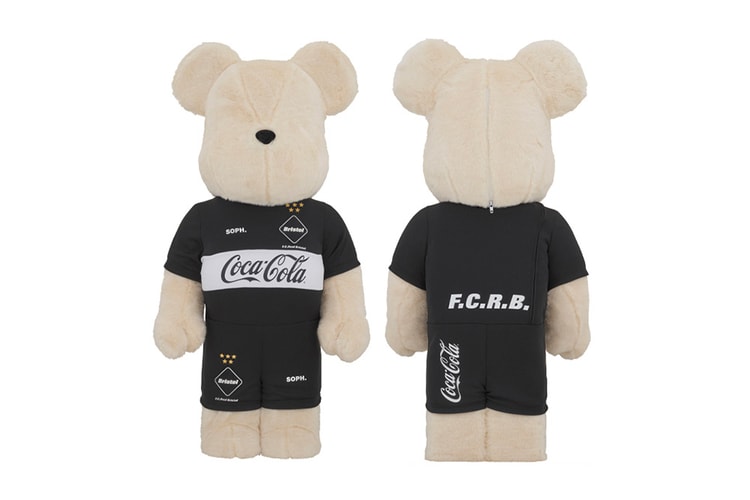 Medicom Toy Imagines Jersey-Wearing BE@RBRICKs