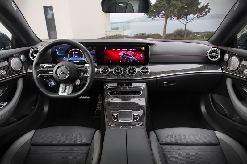 Mercedes-AMG E 53 4MATIC+ Coupé electrified 3.0-liter engine twin turbocharging 435 HP 520 Nm Torque Two Door Coupe Saloon Car Sportscar Release Information Closer Look 2020 New Update Styling Tuned Power