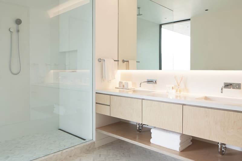 Montalba Architects LR2 House in Pasadena California Rectangular Volumes Rotated Series Angular Minimalist Concrete
