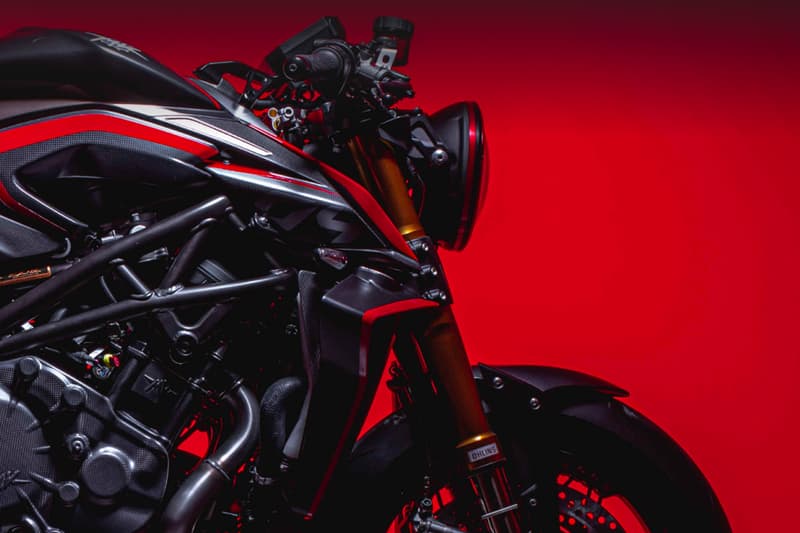 MV Agusta Rush 1000 Motorcycle Info superbikes speed drag racing horsepower Motorbikes Limited edition Italian design