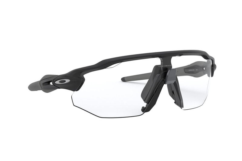 Oakley Clear Collection Sport Performance Lifestyle Frames Photochromic Lenses Professional Athletes Anti-Fogging Plutonite Extended Coverage Wraparound