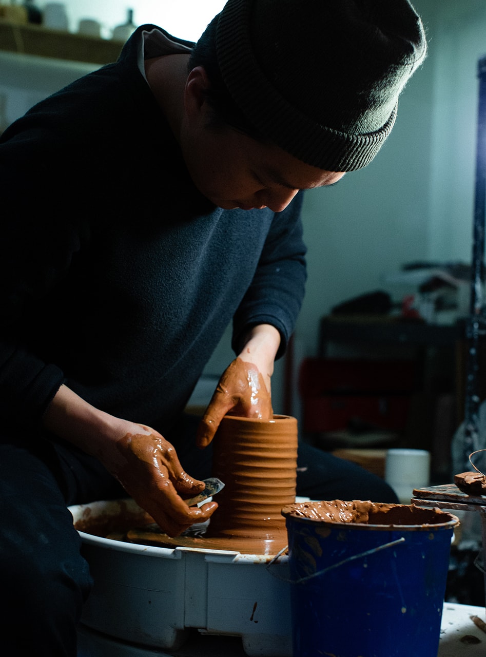 Phill Kim Ceramics: How to Make a Cup by Hand pkk los angeles spin wheel toss home