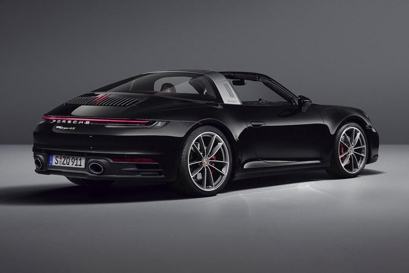 Porsche 2021 911 Targa 4 and 4S Unveiled 992 911 Targa German automotive cabriolet convertible drop-top summer driving racing boxer engine 