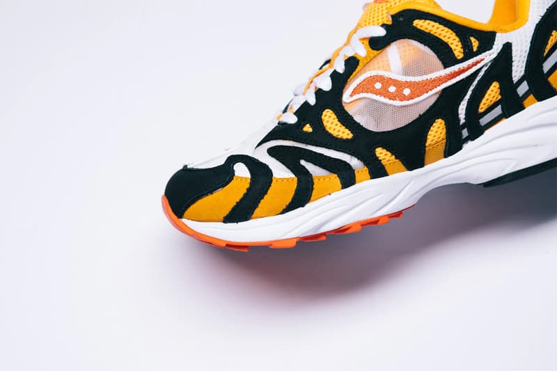 saucony grid azura 2000 white orange black purple grey gray pink sneakers shoes sneaker politics S70491-1 S70491-2