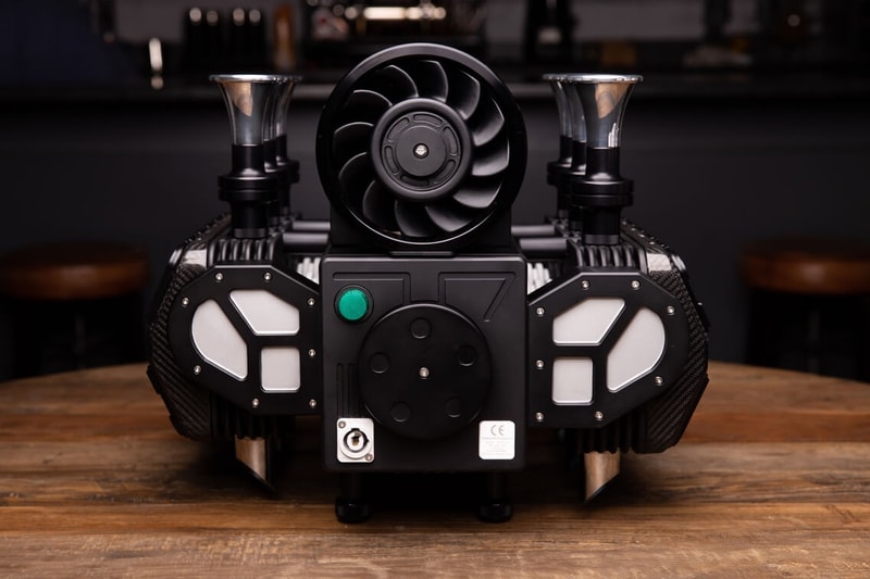 Super Veloce RS Black Edition Espresso Machine Coffee Italian Porsche Boxer Engine air-cooled flat-six