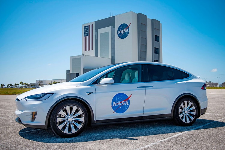 Astronauts Will Ride to SpaceX Launchpad in Tesla's Model X