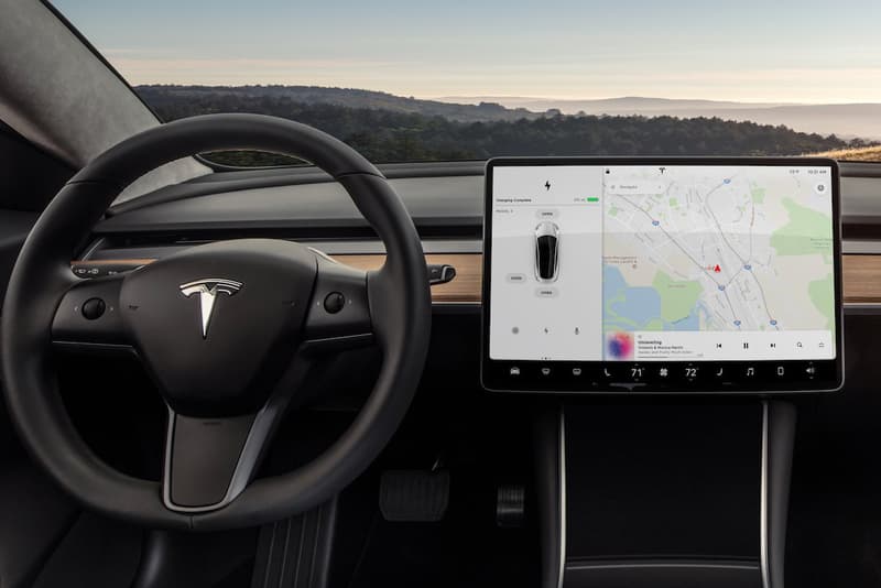 Tesla Video Calling Confirmed by Elon Musk car zoom conference display