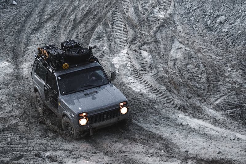 vagabund moto custom workshop russian lada niva off road 4x4 four wheel drive car Release info