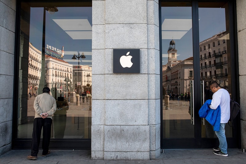 Apple Closes 11 U.S. Stores as Coronavirus Outbreak Spikes COVID-19 Shops United States of America Tim Cook iPhone Tech News Florida Arizona North South Carolina 